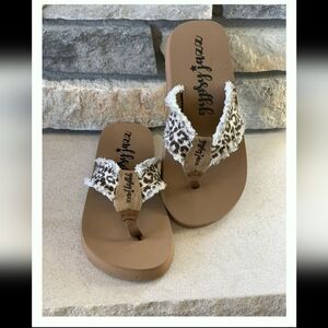 Brand new women's sandals